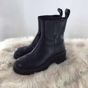 Camper black leather boots - Size 39